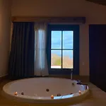 Irene's 4* Káto Loutrákion