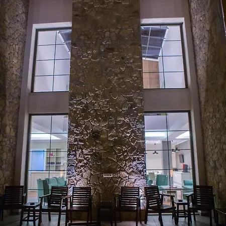 Hotel Irene's Loutraki (Pella)
