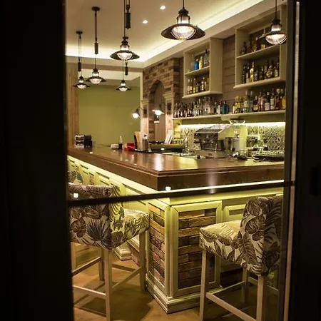 Hotel Irene's 4*