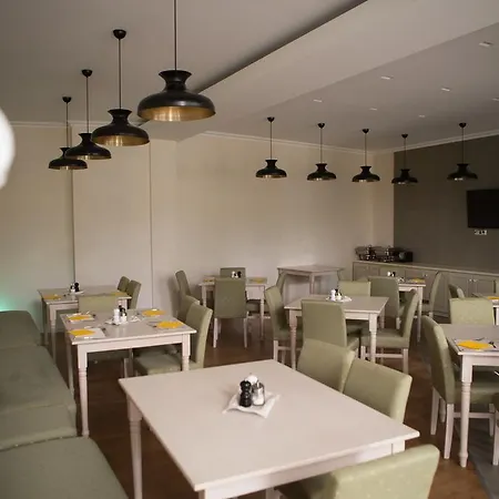 فندق Irene's